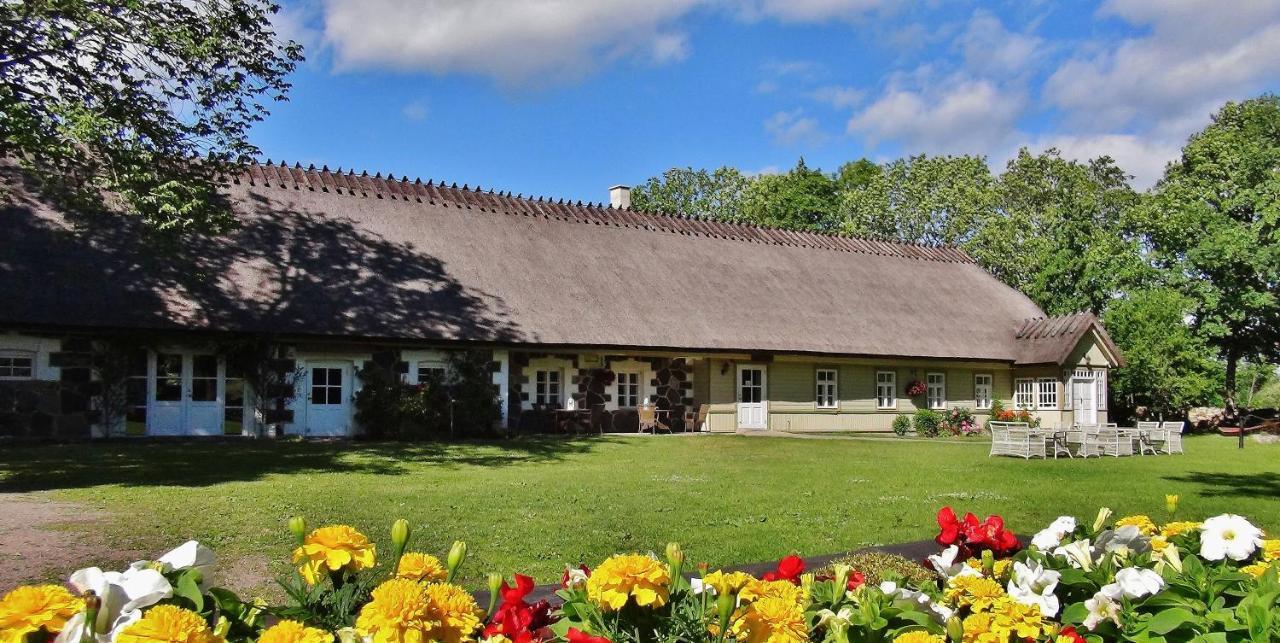 Vanatoa Taluhotell Koguva Экстерьер фото